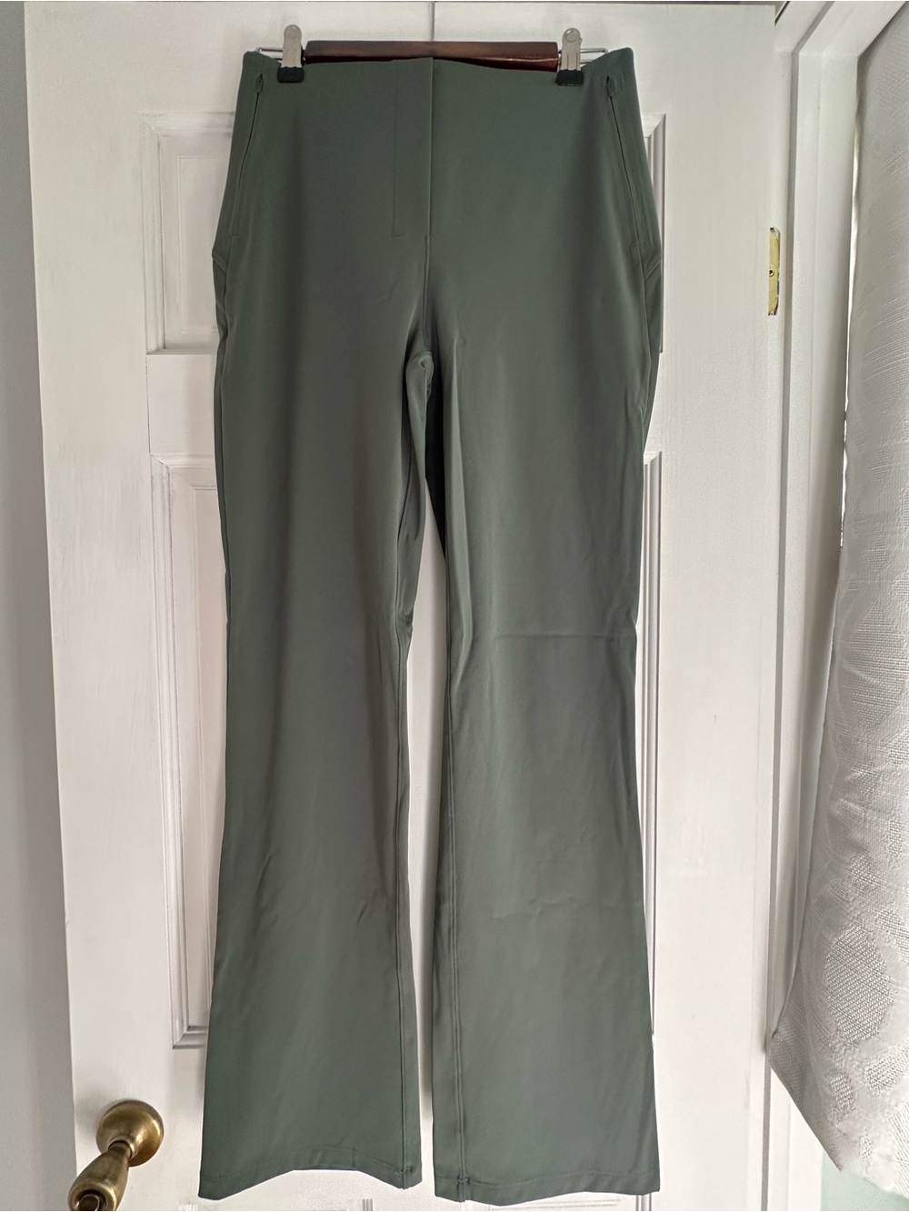 lululemon athletica smooth-fit pull on Pants in Deep Green 6